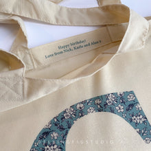 Load image into Gallery viewer, Personalised Flower Pattern Letter Tote Bag