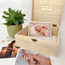 Load image into Gallery viewer, Personalised Star Map Engraved Wooden Memory Box