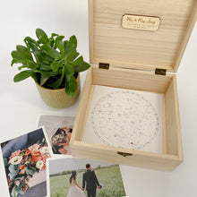 Load image into Gallery viewer, Personalised Star Map Engraved Wooden Memory Box